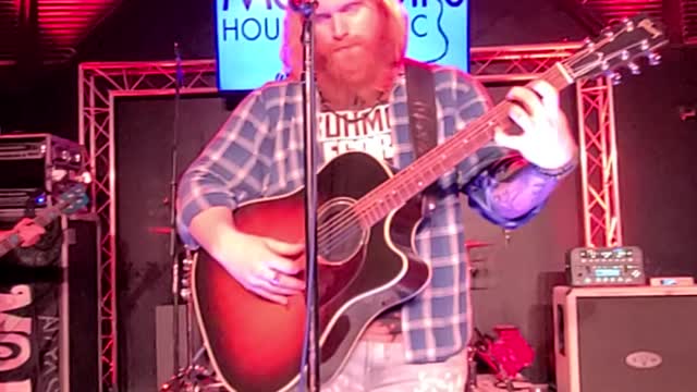 Blacktop Mojo "Darlin' I Won't Tell"