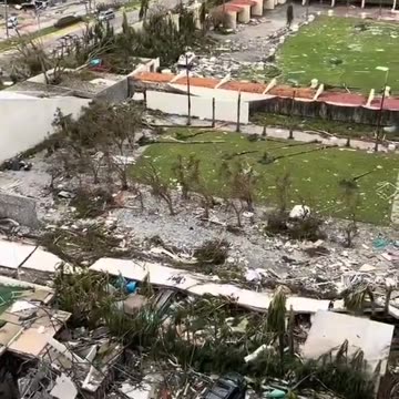 Devastation after Hurricane Otis in Acapulco, Mexico. 27 people dead, governor says