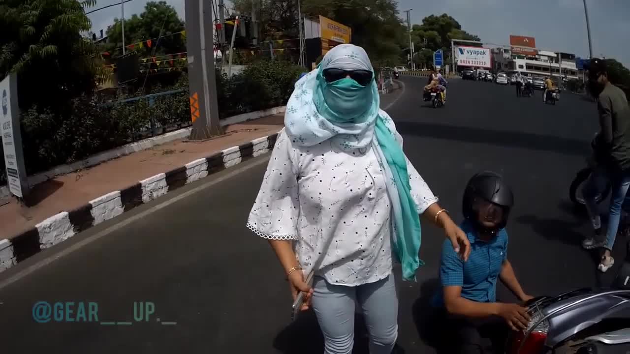 bhopal viral scooty aunty gone wrong full video