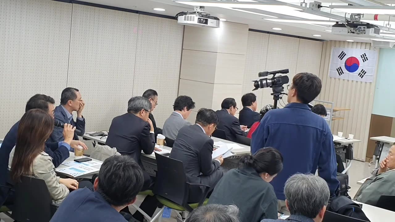 20191029_V3_S05(wBTKF5K4eGE)공영방송 보도의 문제점과 언론시민단체의 활동 과제, 자유미디어국민행동 창립기념포럼 토론회