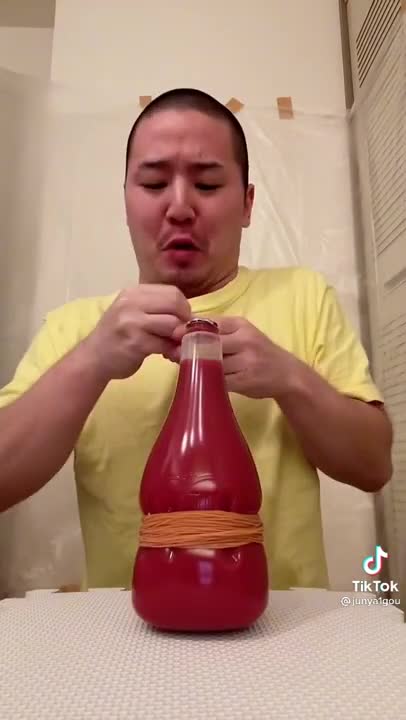 This man is very funny 😂😂