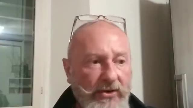 CONTADINO CHE NON IGNORA PARTE 142 ( infermieri e infermiere. Essere o non essere. )