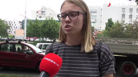 Studenti o zastavama i povorci ponosa