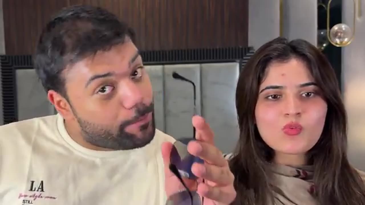 Fans NY mujhy roast kar dia/Hate comment