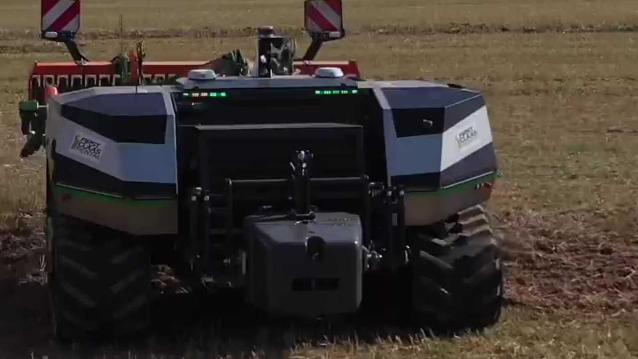 Agxeed robot tractor