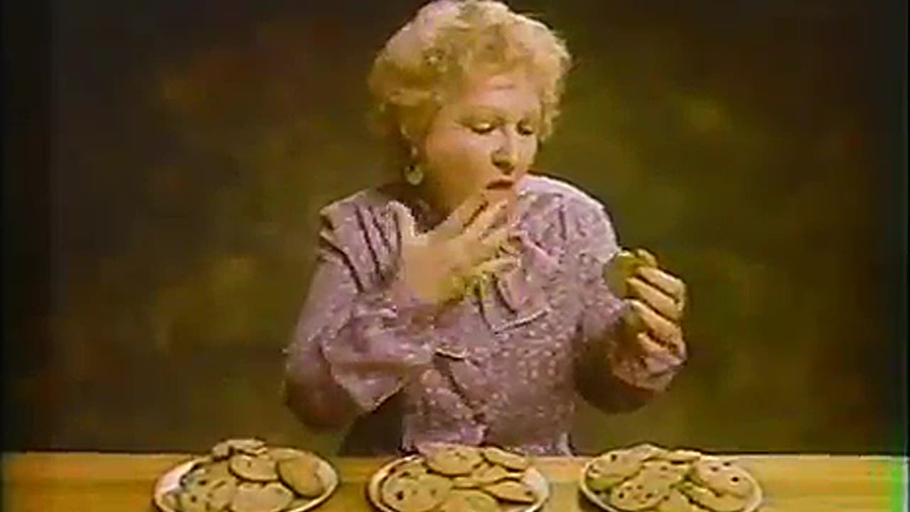 1982 Nestle Tollhouse Morsels TV Commercial Featuring Estelle Harris