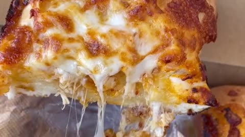 Cheese bacon pizza