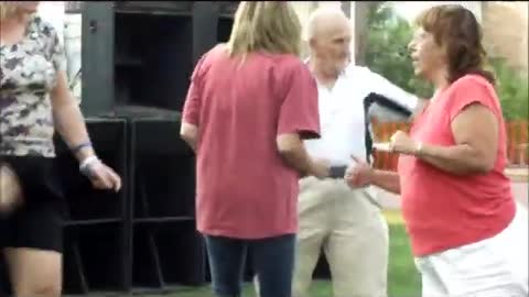 Old man dance.wmv