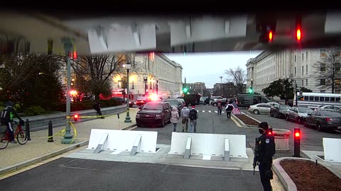 0672USCG00K25SouthBarricadeInbound_2021-01-06_16h59min34s430ms.mp4