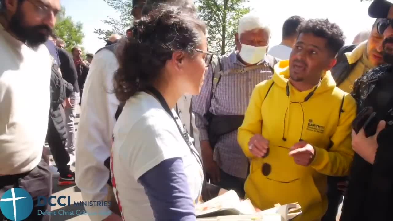 Different Qurans are both Different and the Same! Speakers Corner