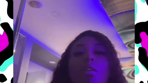 - DIAMOND ; GETTING READY TO GET TURNT UP & MAKE HER MONEY ON LIVE !
