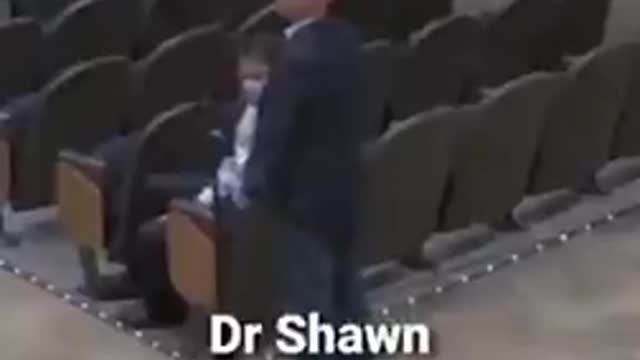 LE DR SHAWN BROOKS VA DROIT AU BUT: VOICI POURQUOI LES VACCINÉS VONT MOURIR !!!