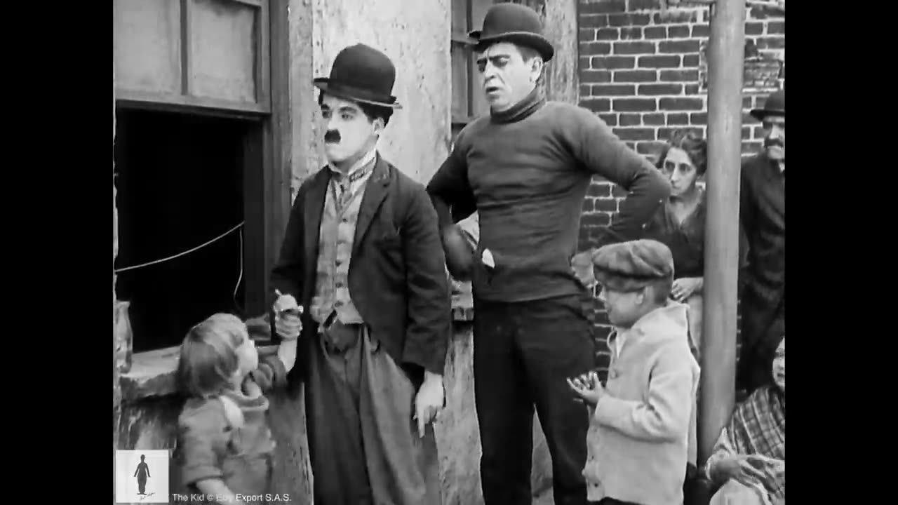 Charlie Chaplin's kid as a thief funny video