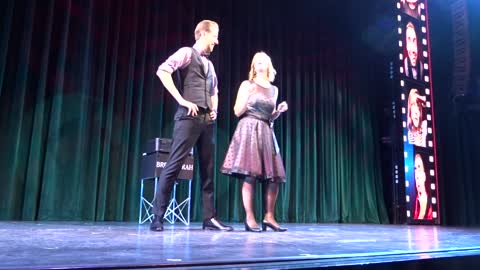 The Brent Sarah Comic Show in the Theatre of the Norwegian Bliss