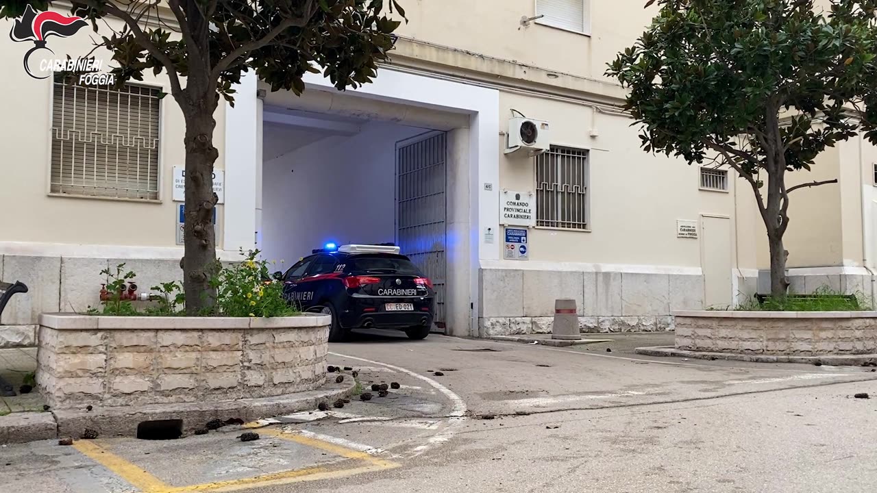 Assalti ad Atm tra Bari e Foggia: scattano otto arresti - video dei Carabinieri