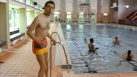 Mr Bean in the pool - Funny Videos