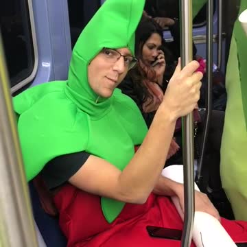 15feeds45 people dress up like foods on subway