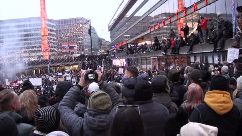 Partiet MoD på demonstrationen mot vaccinpass i Stockholm den 22 januari 2022.