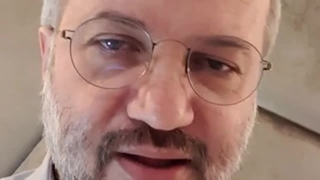 Claudio Borghi (Lega): Monster Hunter, cavalcare i draghi