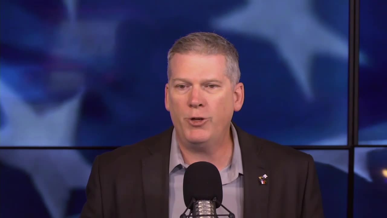 MIKE ADAMS - The U.S. government is testing drone psyop warfare on Americans