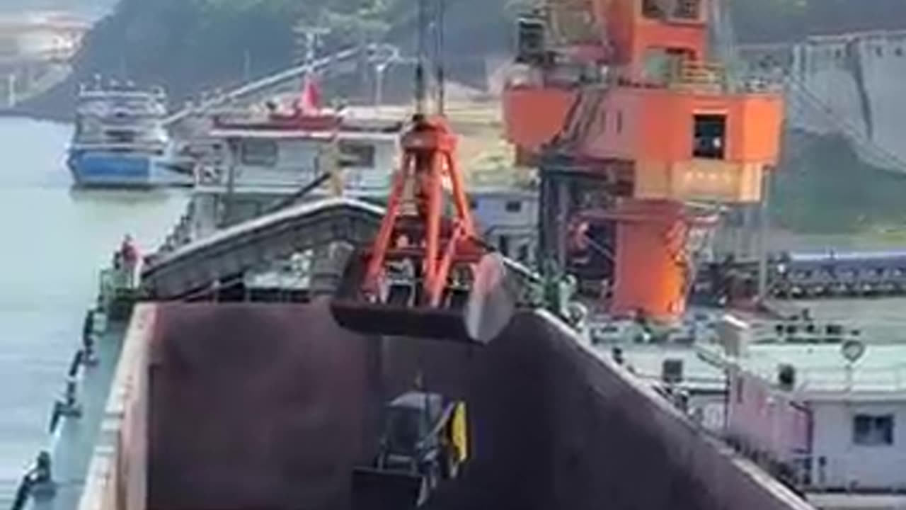 This how Cargo ships works