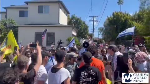 Violent pro-Hamas thugs attack Jews at LA synagogue