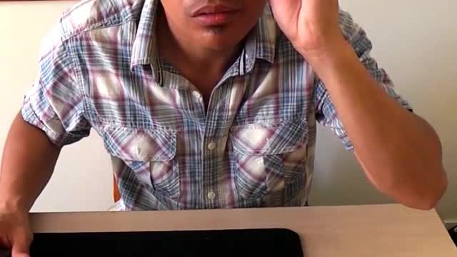 Magician swallow thread and remove into his eye