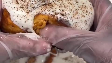 Stuffed Pumpkin Spice Sweet Rolls 😩🔥 (via @SweetRollDealer )