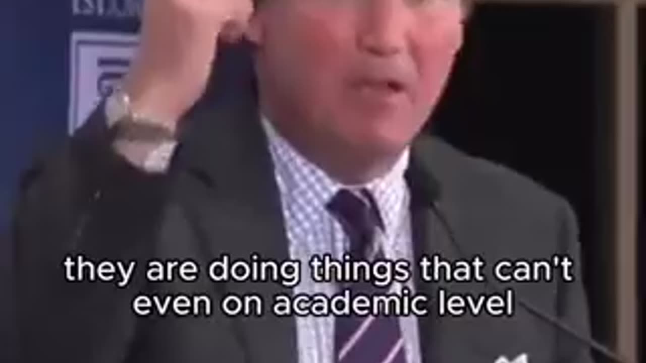 Tucker Carlsen about irresponsible and inconceivable politics