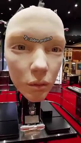 Giant robot face at Sydney airport.mp4