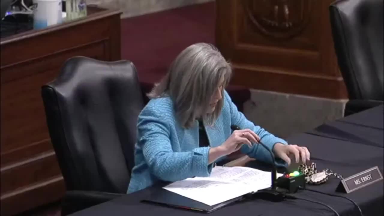 Zuckerberg and Dorsey V Sen Ernst