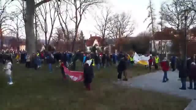 HDH 07.03.'22 Demo zur freien Impfentscheidung, Lauf zum LRA, Unterschriftenabgabe, Redebeiträge