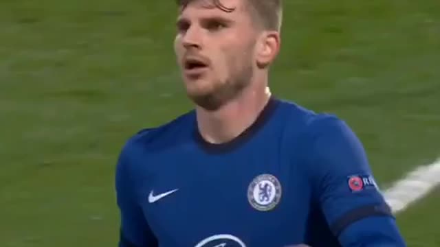 Funny reaction of the referee