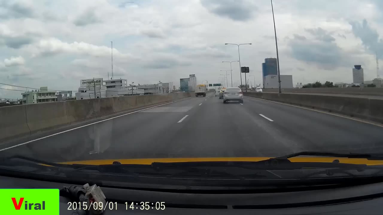 Reckless Driver Crashes While Passing - Crazy Dashcam Scenes