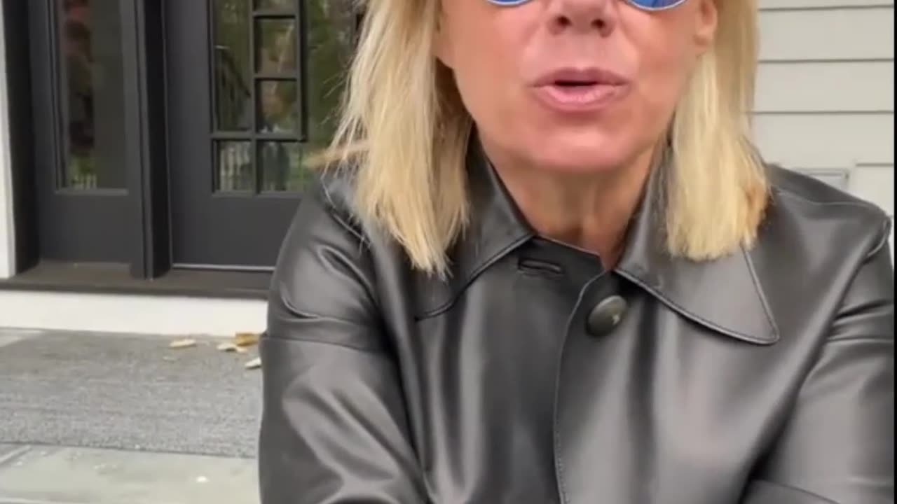 Gun Grabbing Journalist Can't Math - Proves Opposite of Point