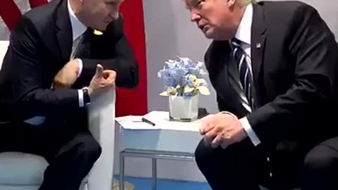 RELACIÓN ENTRE PUTIN Y TRUMP VS PUTIN Y SOETORO, ¡DIGO! OBAMA