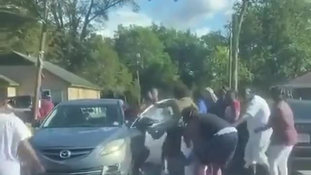 Biden's America: Violent Brawl Breaks Out in Streets, No Police in Sight