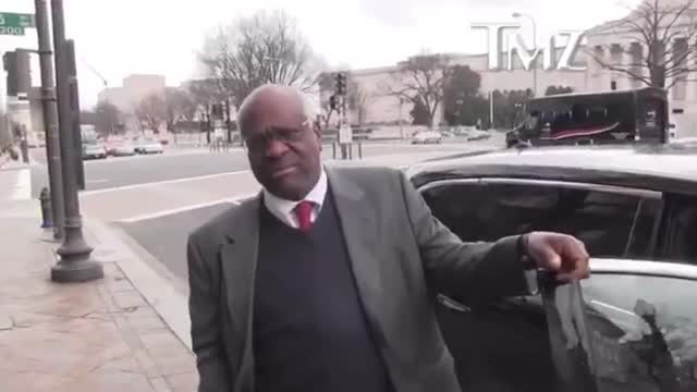 Justice Thomas Has Hearty, Jovial Exchange With TMZ Reporter
