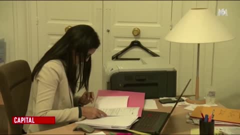 La vie de château aux frais de la princesse ?