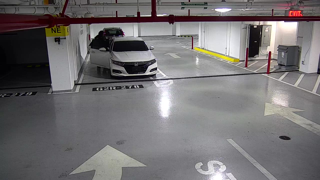 6157RHOBG2G205BNorthLobbyExit_2021-01-06_13h40min00s937ms.mp4