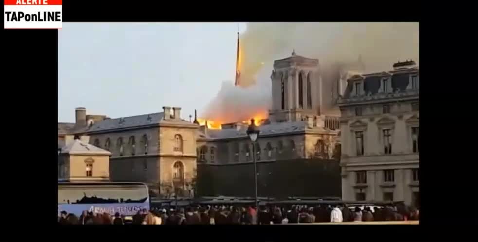 Macron sataniste psychopathe et l'église Notre-Dame