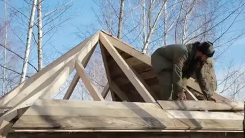Man building amazing cabin time lapse
