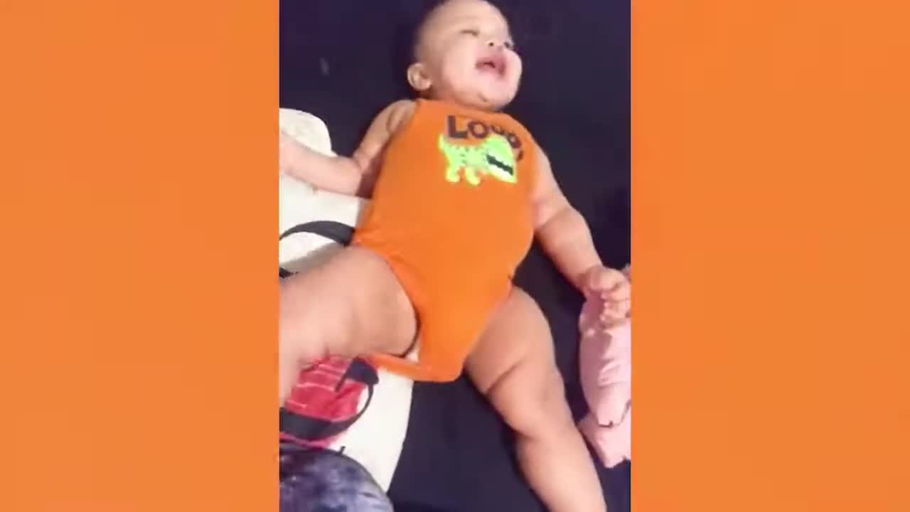 Cute babies falling asleep Compilation - Funny Babies Videos