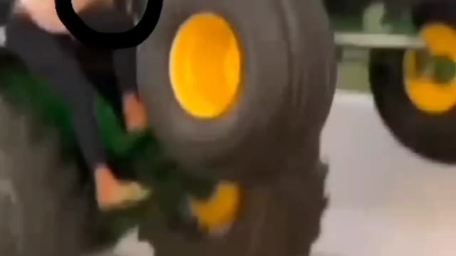 Tractor stunts | Indian tractor driver