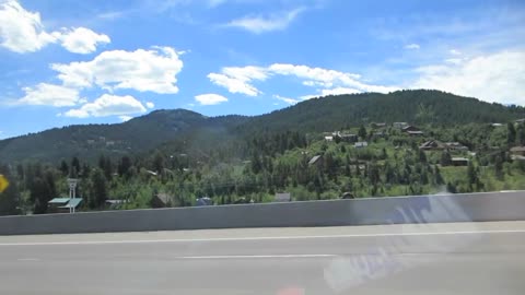 There's Some Mountains (Vlogust / August 4, 2013)