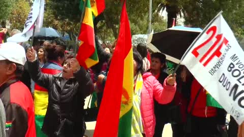 De la calle al Palacio, los detractores de Morales celebran su inhabilidad