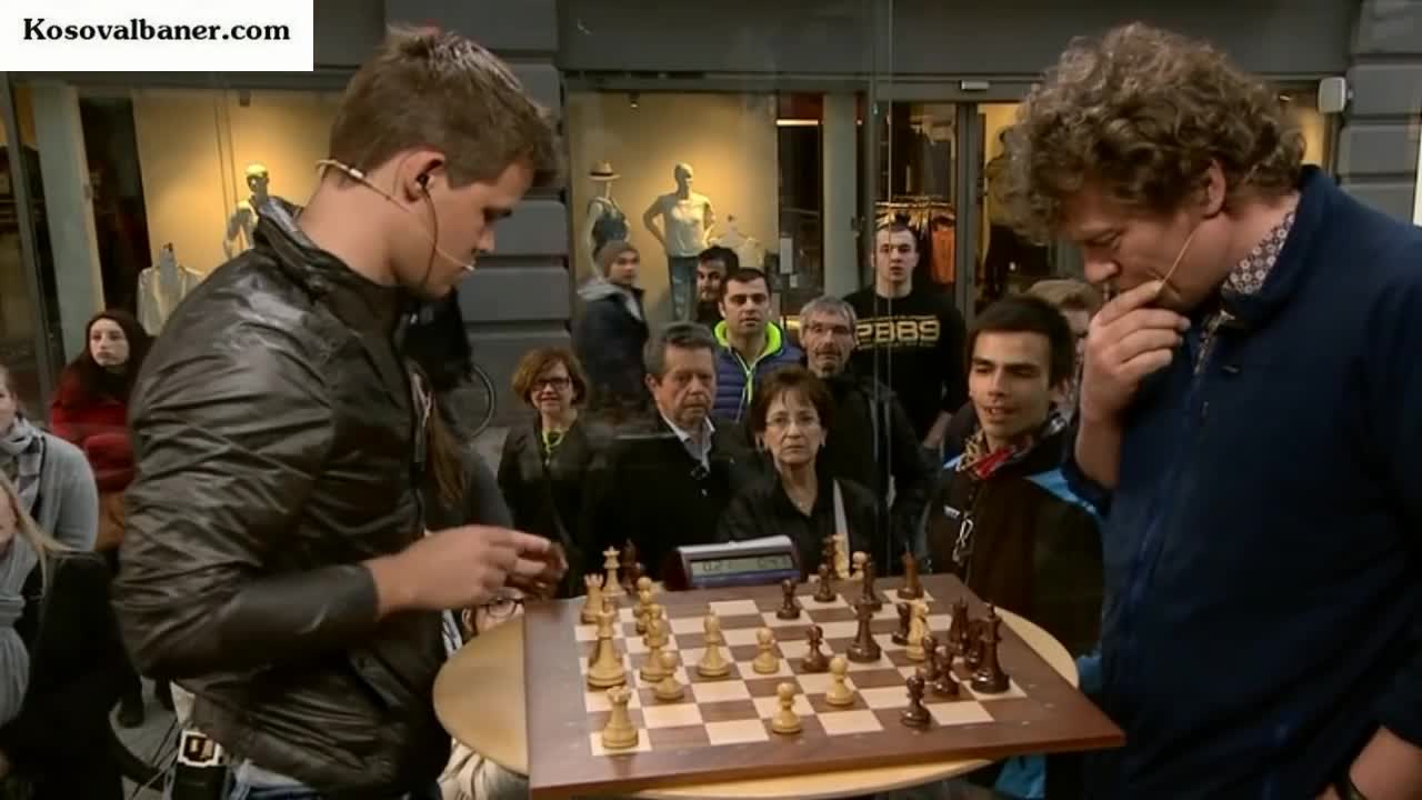 Magnus Carlsen Wins for 19 sec