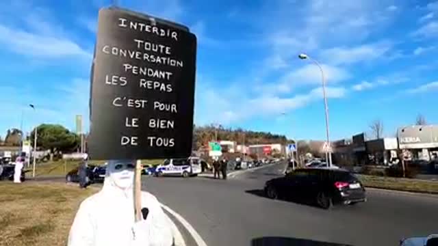 Les Masques BLancs Périgueux L"ecole des LArmes le 22 décembre