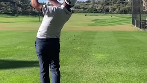 Scottie Scheffler SLO-MO #golf #shot #swing #scottie #scheffler #swing #slowmotion #green #fairway