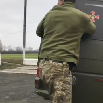 Ukrainian Nazis Kidnap Man for Front Line Oblivion